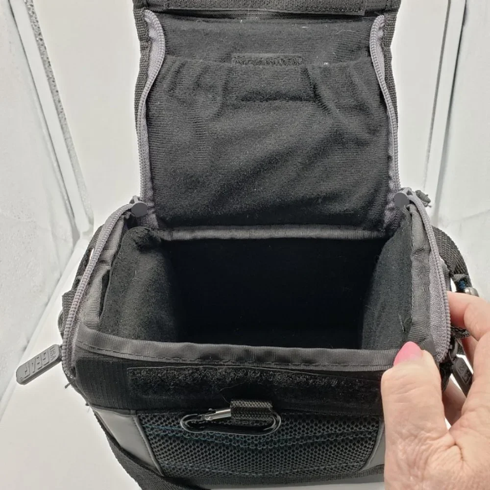 USA Gear Black Camera Bag Shoulder Strap